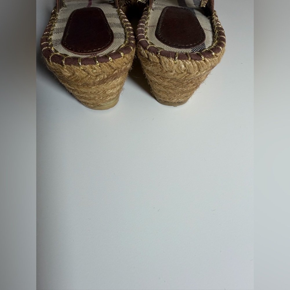 Burberry Nova Check Brown Leather Espadrille Thong Wedge Sandals Size EU 40 - Picture 8 of 12